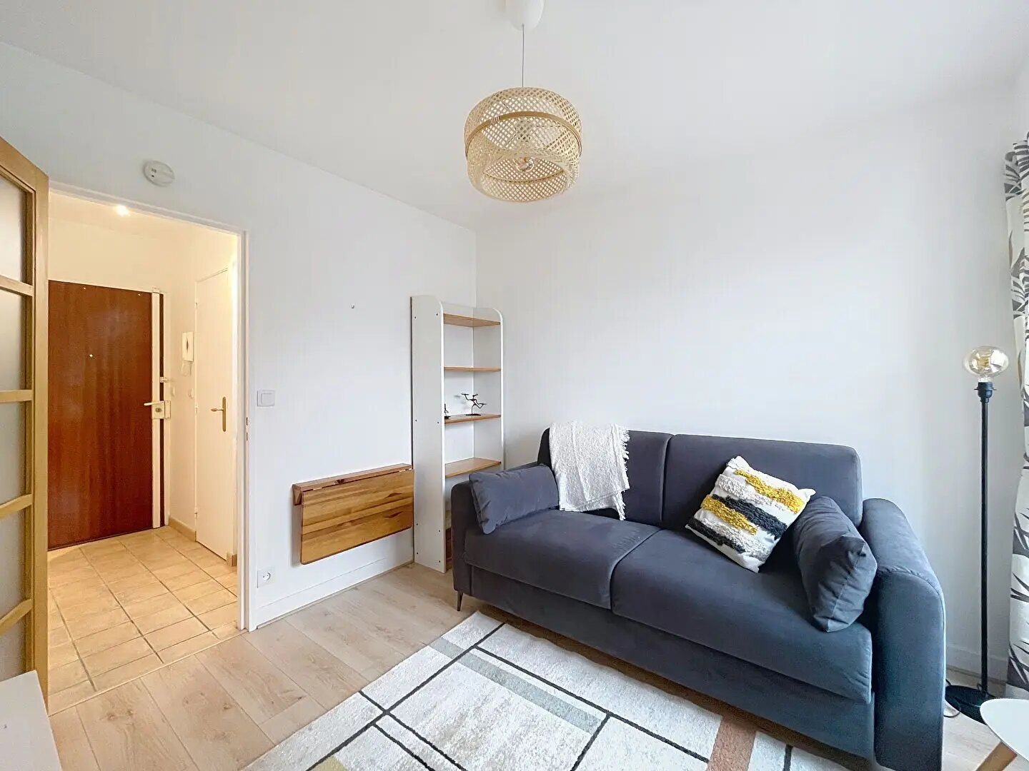 Appartement à louer, 15m², Courbevoie