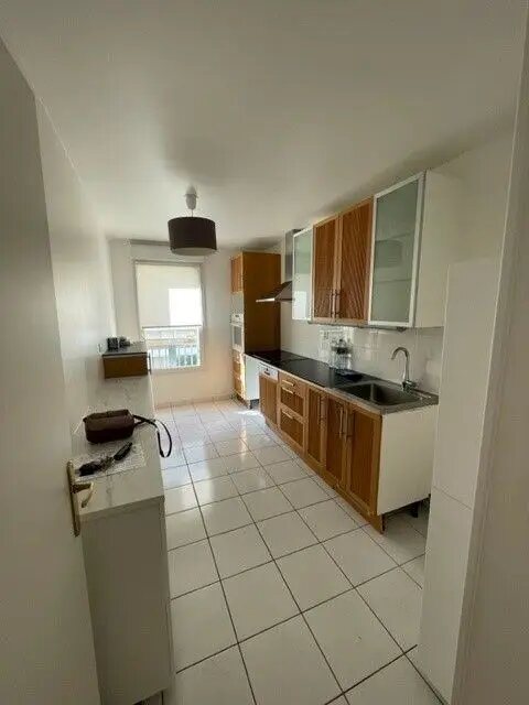 Appartement à louer, 95m², Courbevoie