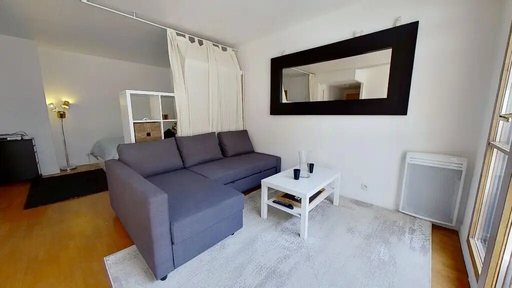 Appartement à louer, 37m², Courbevoie