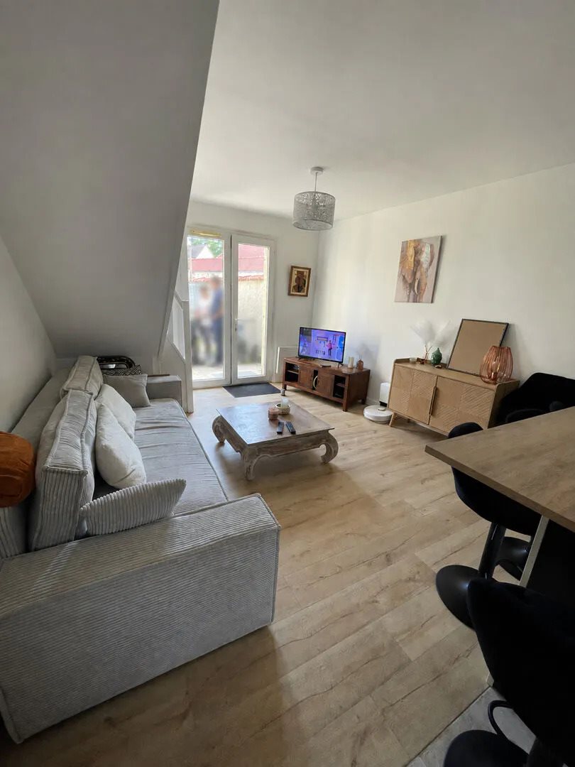 Maison à louer, 69m², Viarmes