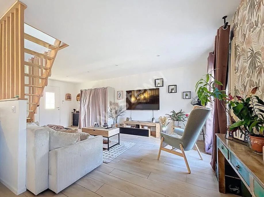 Maison à vendre, 101m², Luzarches