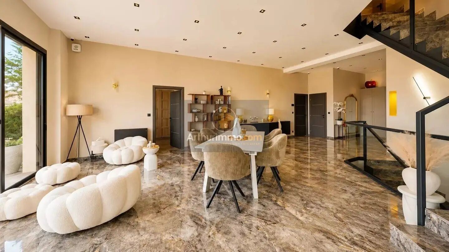 Maison à vendre, 410m², Orgeval