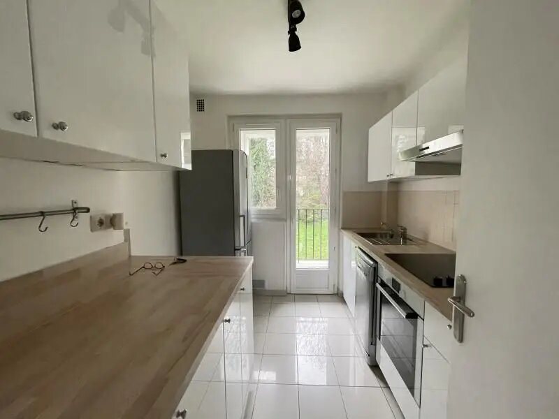 Appartement à louer, 55m², Sèvres