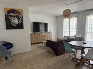 Appartement à louer, 70m², Éragny