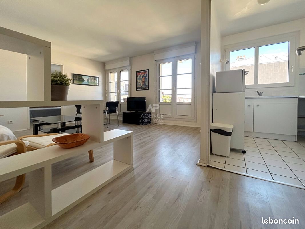 Appartement à louer, 41m², Poissy
