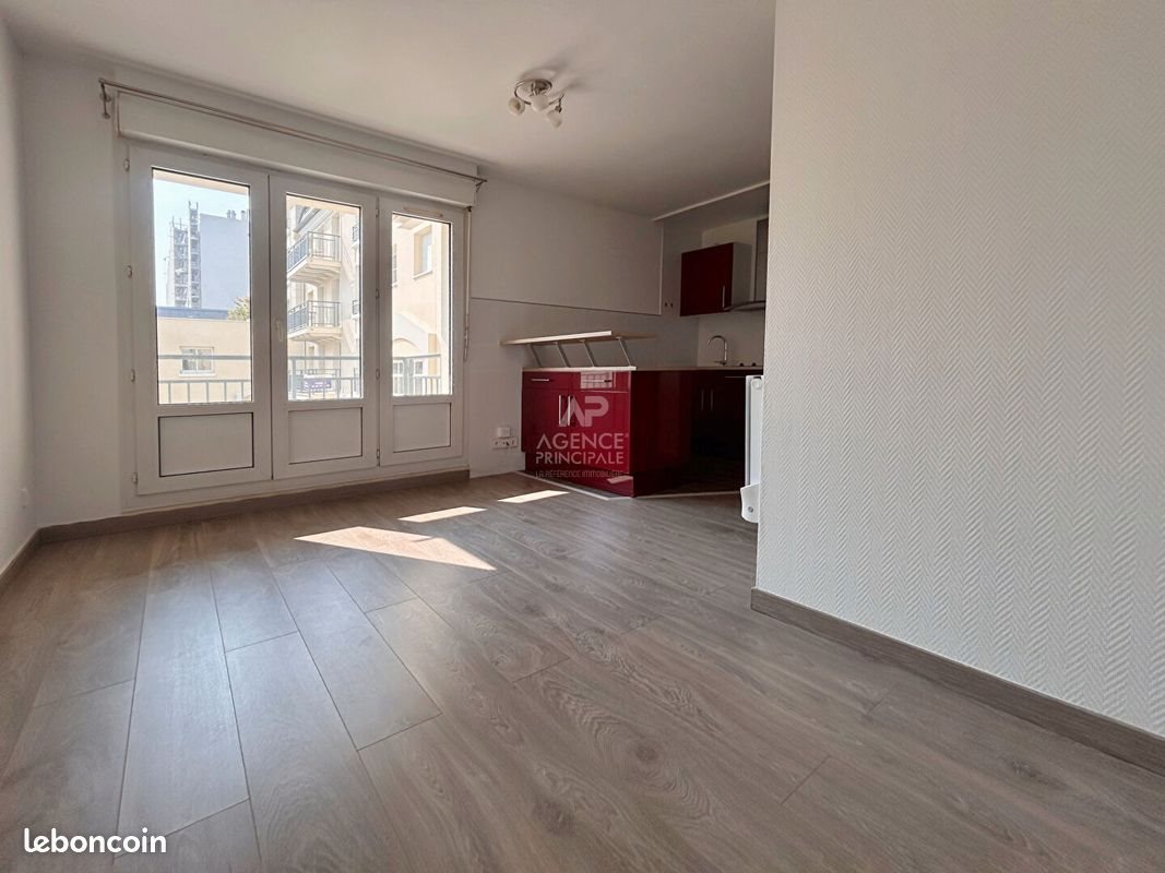 Appartement à louer, 23m², Poissy