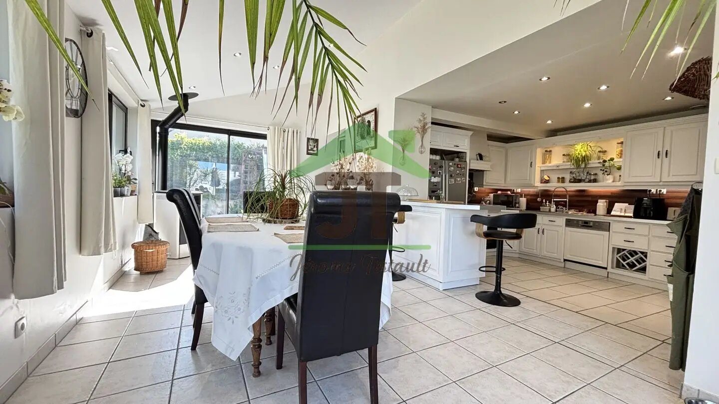 Maison à vendre, 206m², Châteaudun