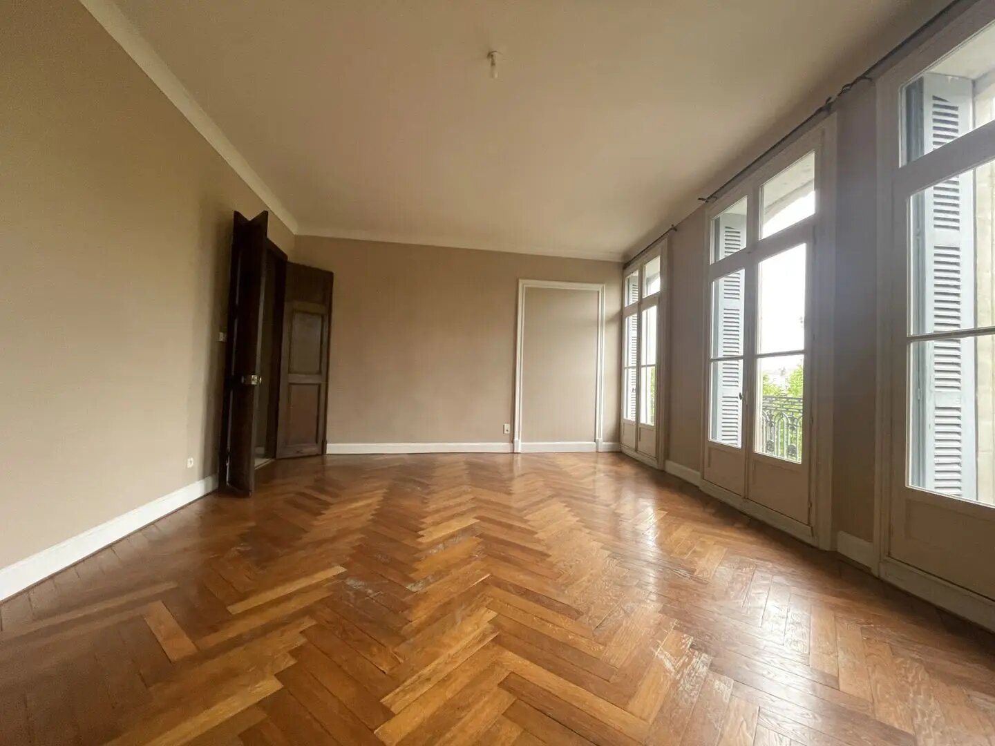 Appartement à louer, 83m², Béziers