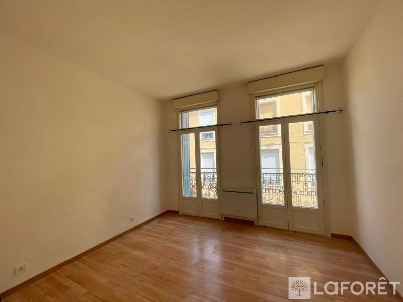 Appartement à louer, 67m², Prades