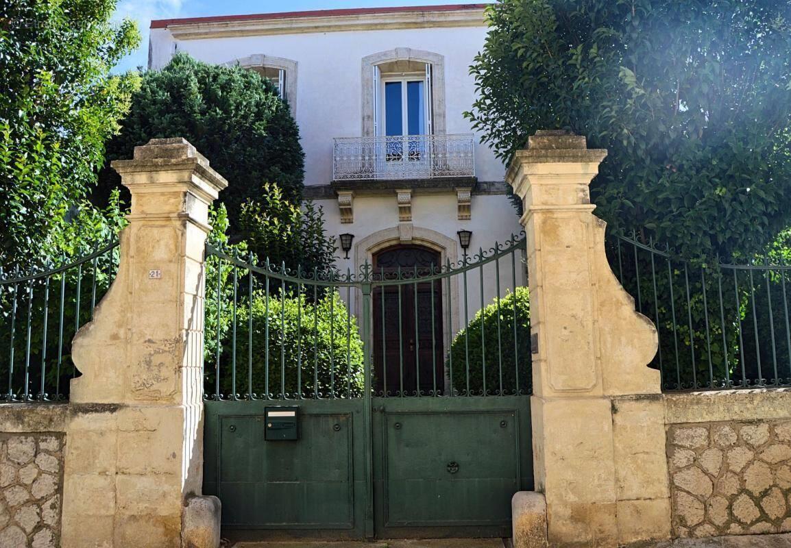 Maison à vendre, 185m², Montbazin