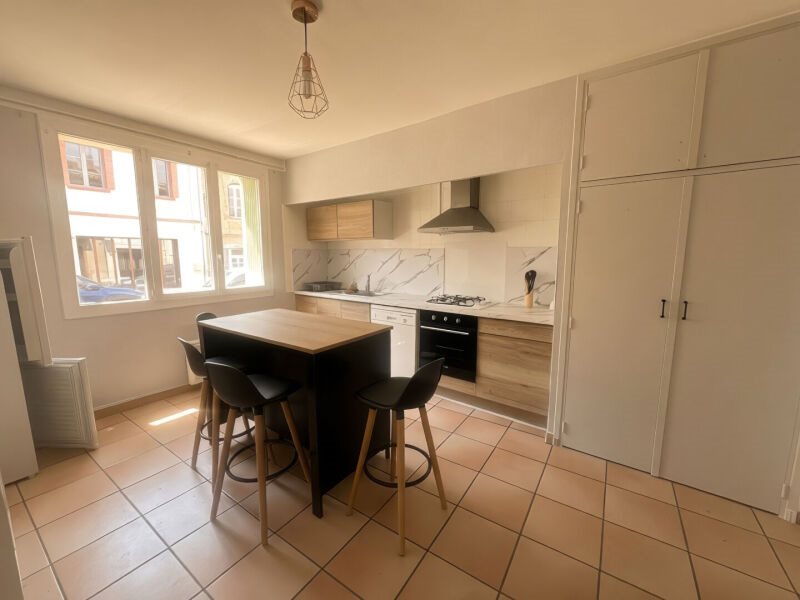 Maison à louer, 136m², Castelnau-d'Estrétefonds