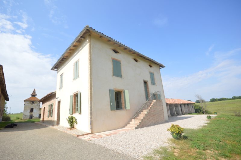 Appartement à louer, 87m², Réalville
