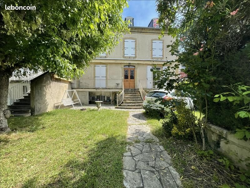 Maison à vendre, 256m², Saint-Céré
