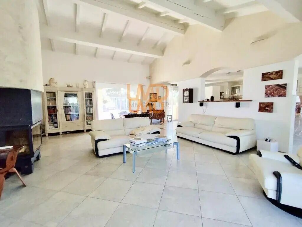 Maison à vendre, 320m², Nîmes