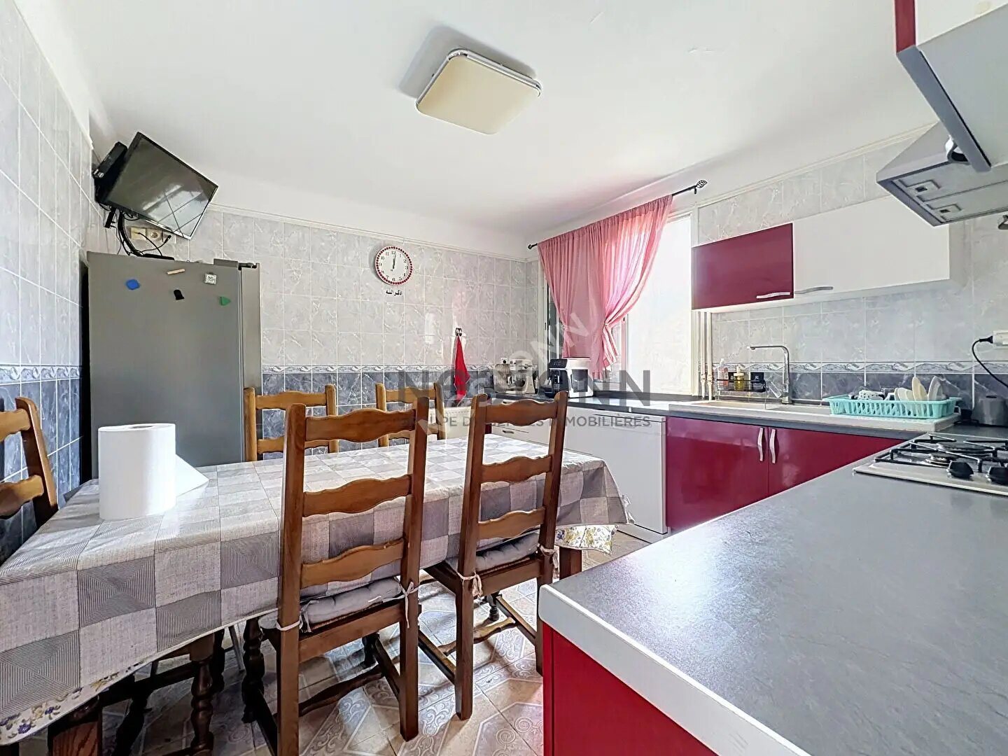 Maison à vendre, 230m², Jonquières