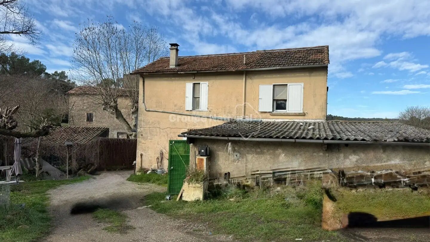Maison à vendre, 101m², Châteauvert