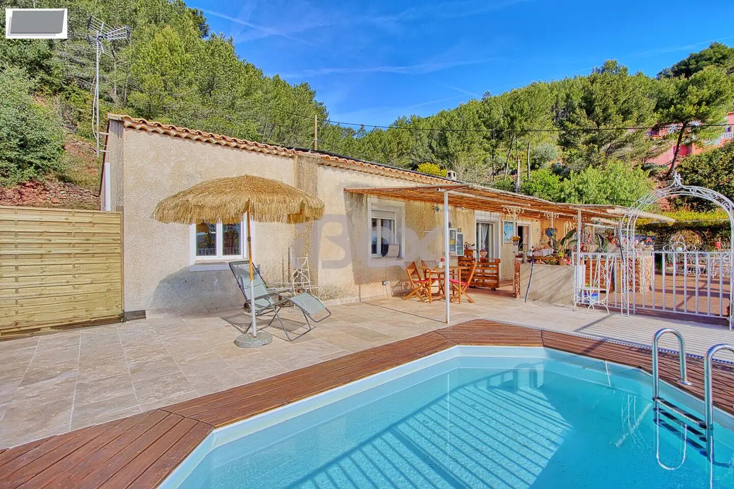 Maison à vendre, 174m², Cuers