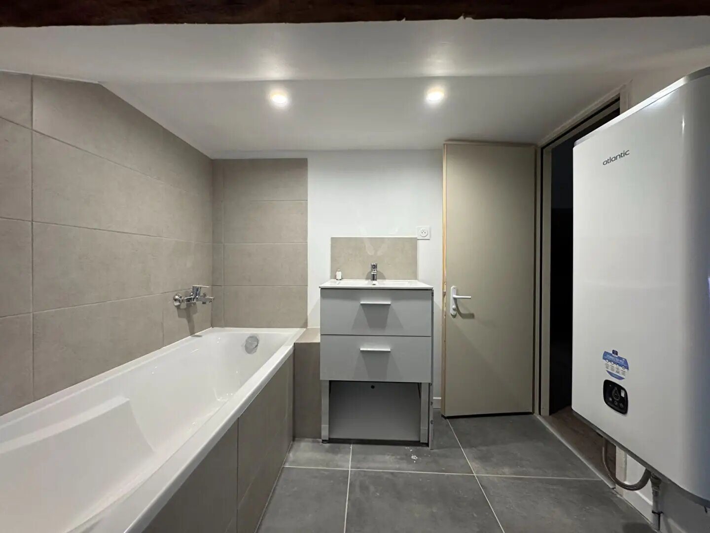 Appartement à louer, 11m², Salon-de-Provence
