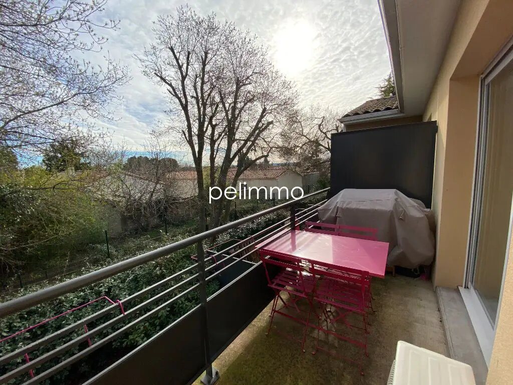 Appartement à louer, 41m², Grans