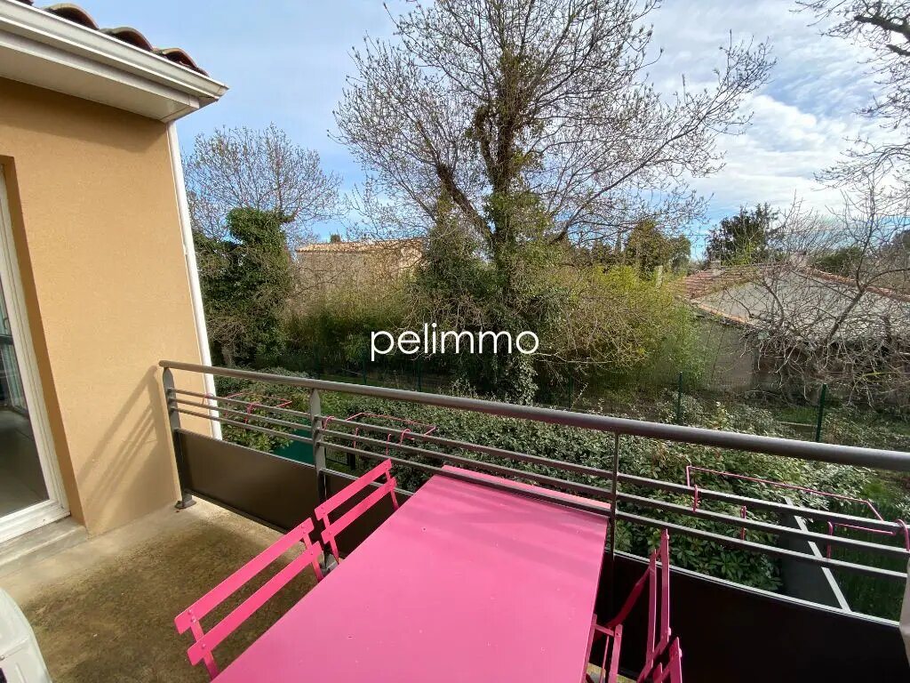 Appartement à louer, 41m², Grans