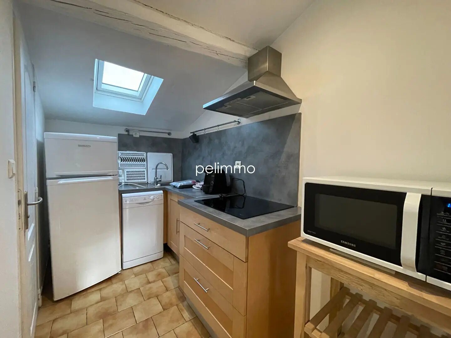 Appartement à louer, 31m², Eyguières