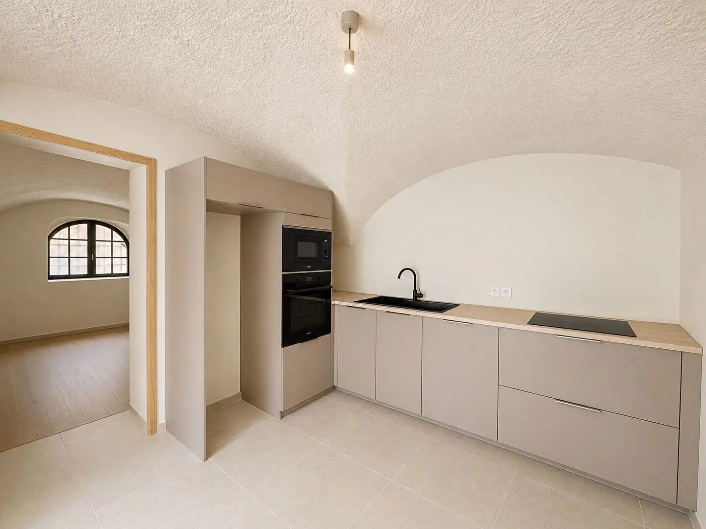 Appartement à louer, 37m², Eyguières