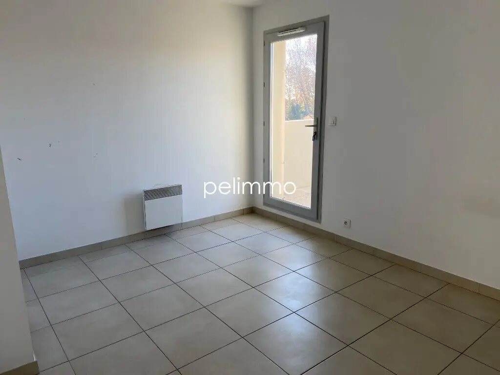 Appartement à louer, 37m², Pélissanne