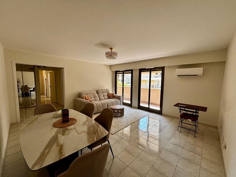 Appartement à louer, 67m², Nice