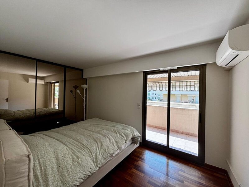 Appartement à louer, 67m², Nice