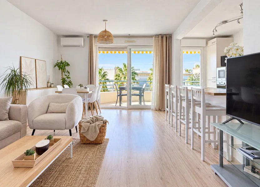 Appartement à louer, 84m², Villeneuve-Loubet
