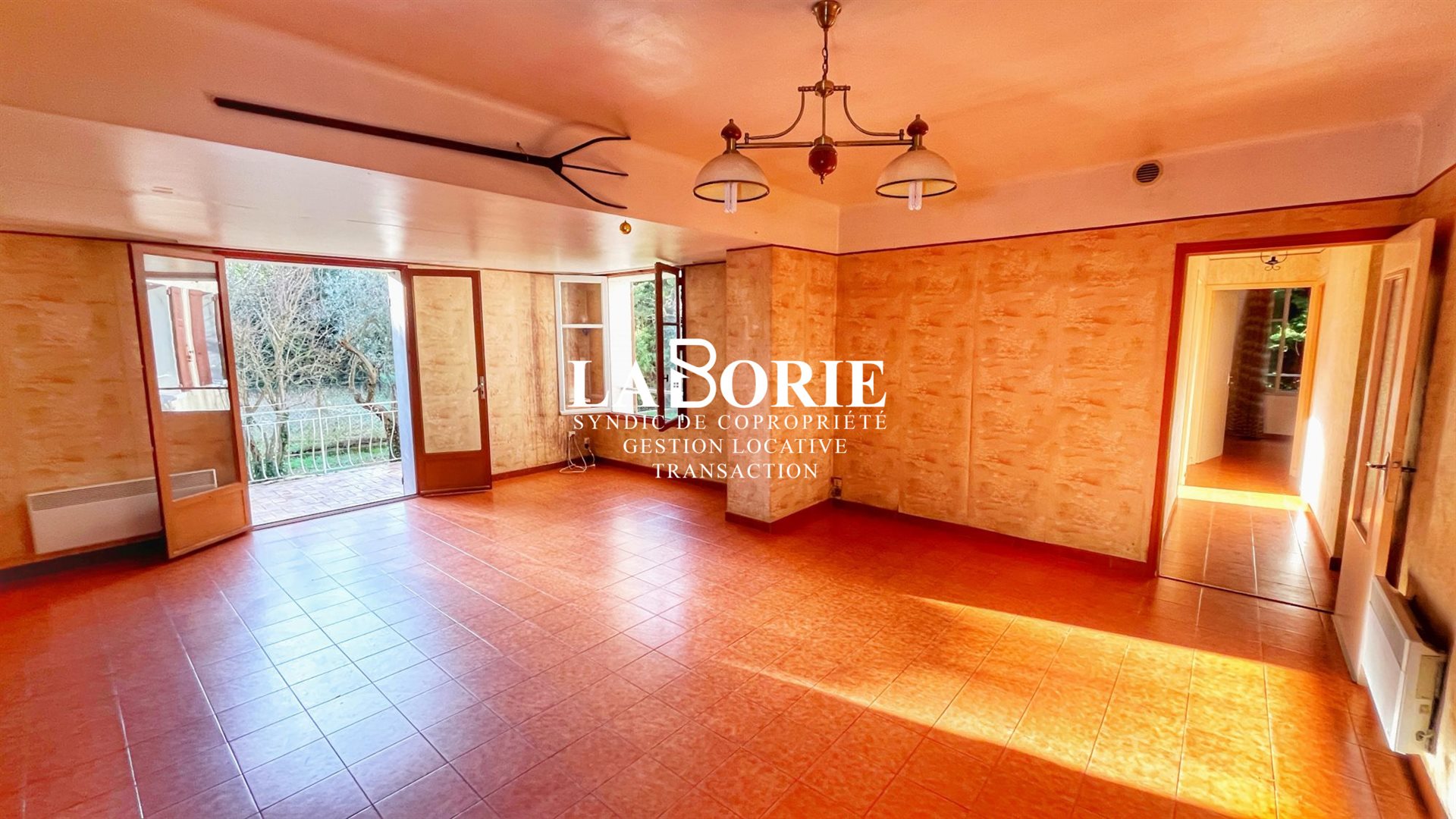 Maison à vendre, 110m², Entraigues-sur-la-Sorgue