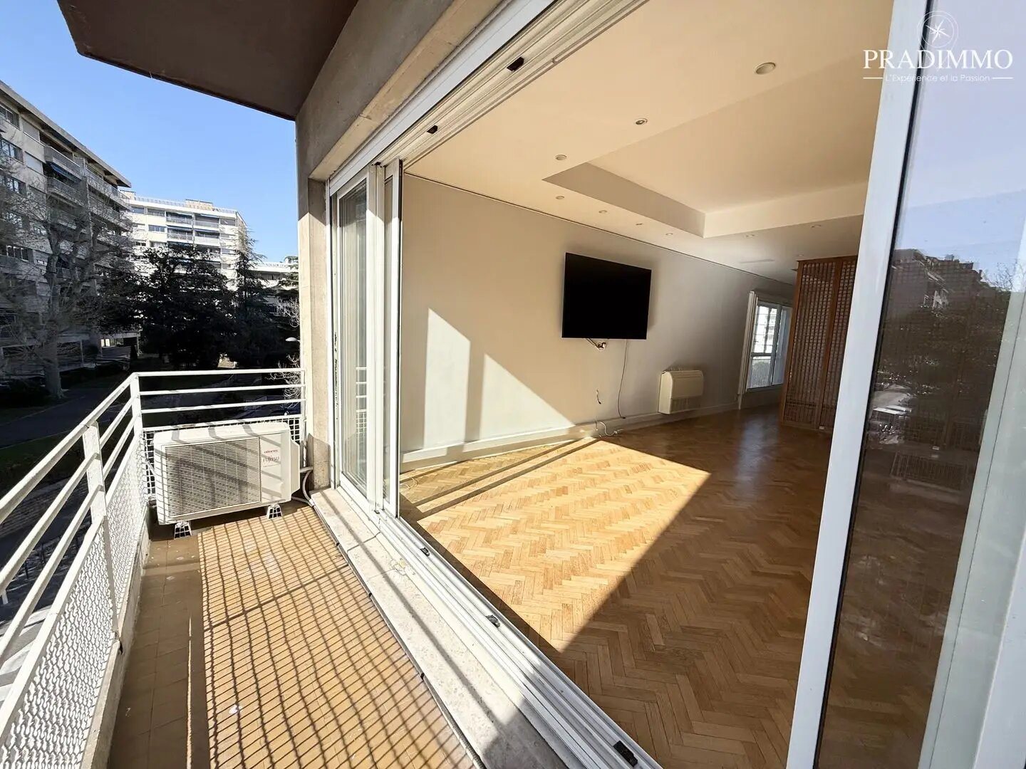Appartement à louer, 170m², Marseille 8ème