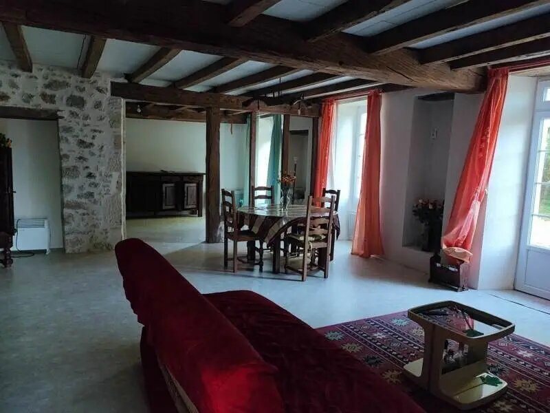 Maison à vendre, 166m², Brossac