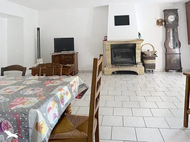 Maison à vendre, 138m², Chalais