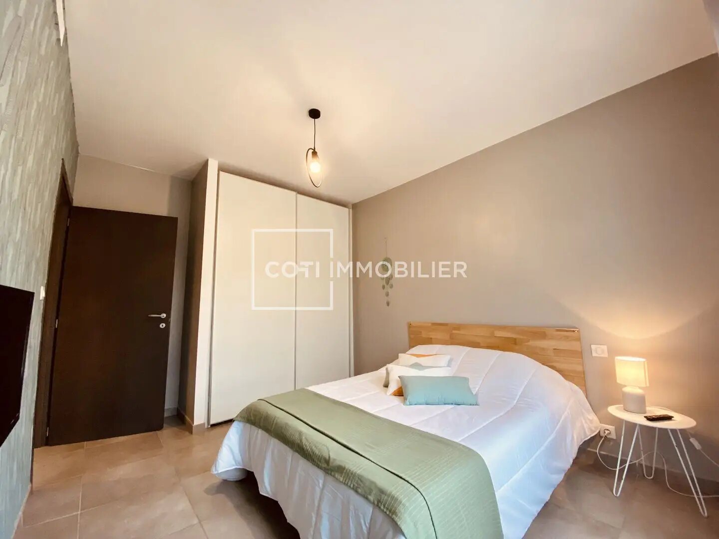 Appartement à louer, 73m², Propriano