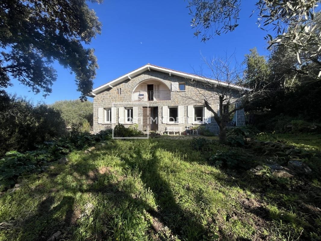Maison à vendre, 130m², Viggianello