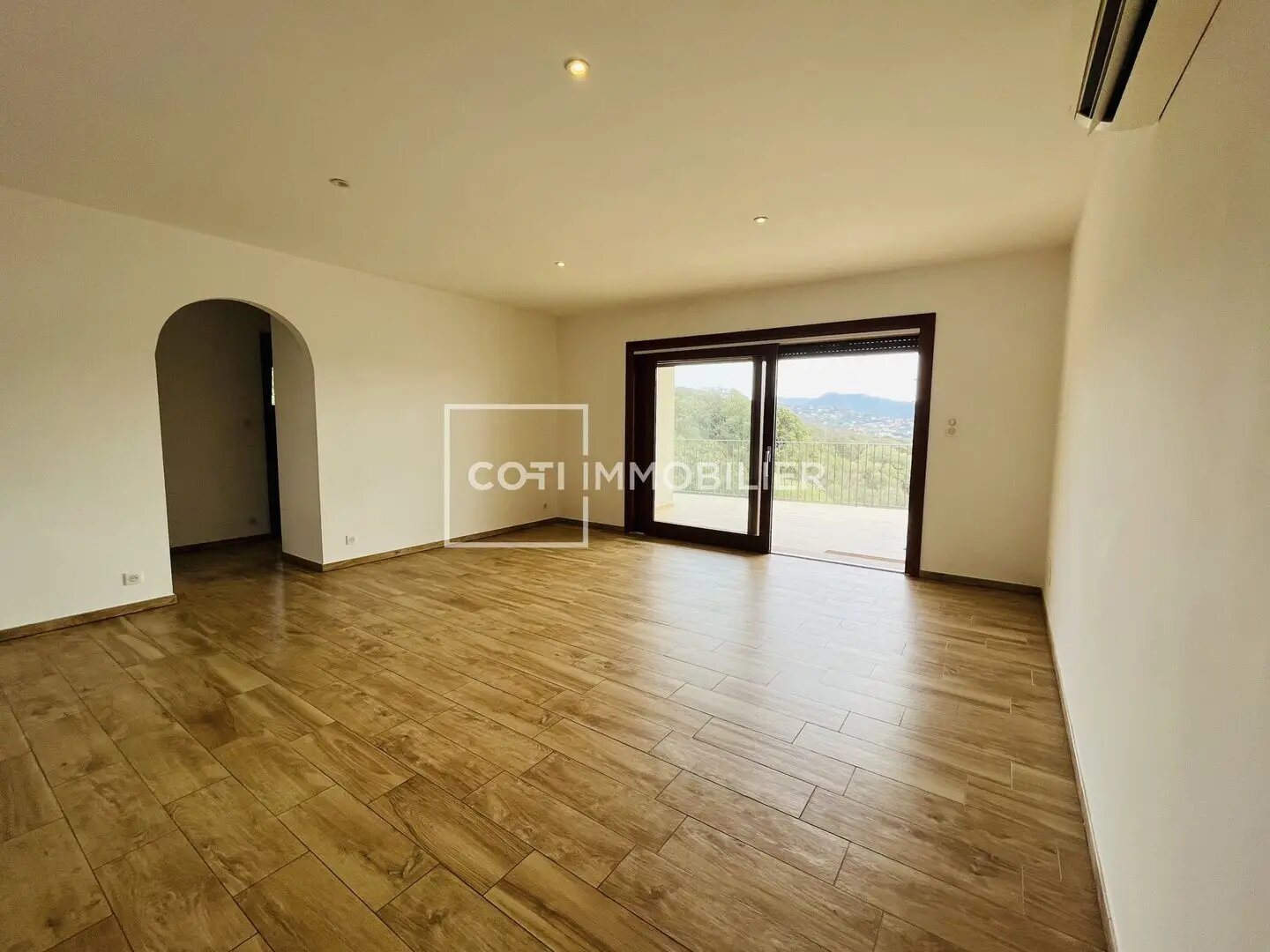Appartement à louer, 72m², Olmeto