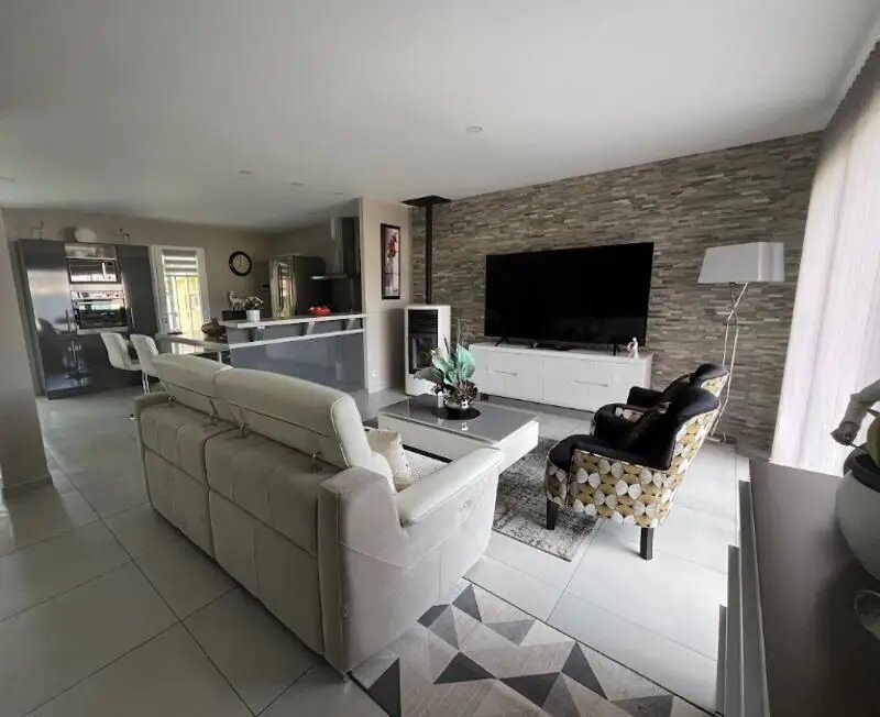 Maison à vendre, 154m², Varetz