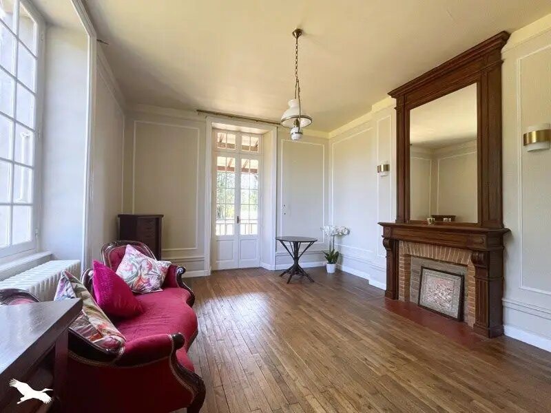 Maison à vendre, 247m², Chabanais