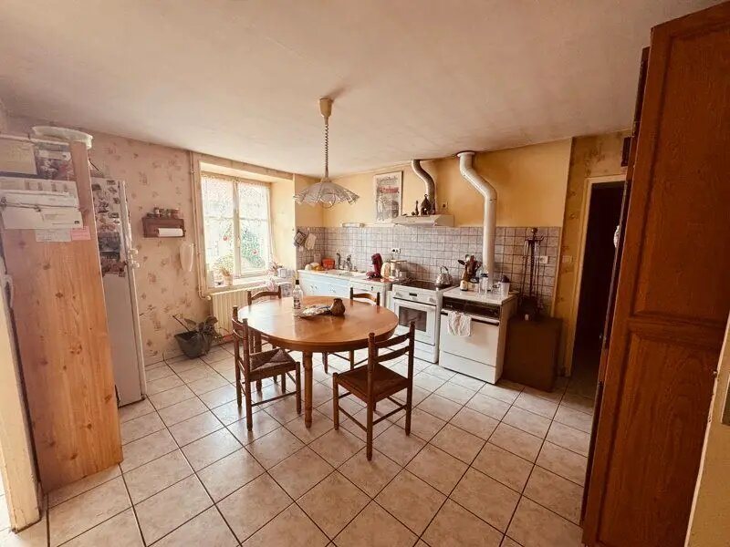 Maison à vendre, 110m², Châlus