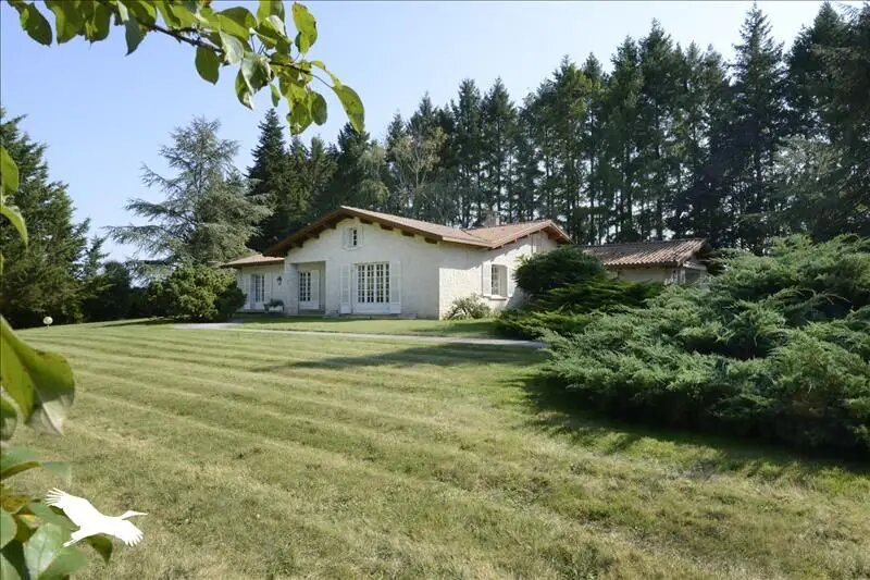 Maison à vendre, 260m², Montbron