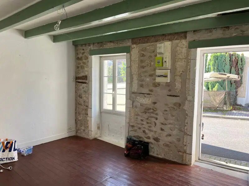Maison à vendre, 39m², Rougnac