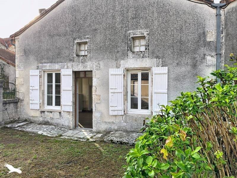 Maison à vendre, 48m², Chazelles