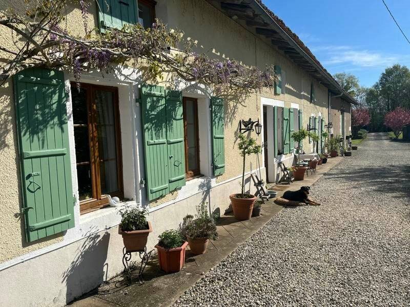Maison à vendre, 266m², Montbron