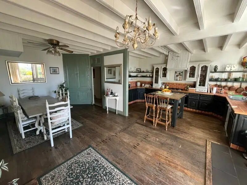 Maison à vendre, 266m², Montbron