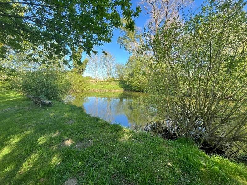 Maison à vendre, 266m², Montbron