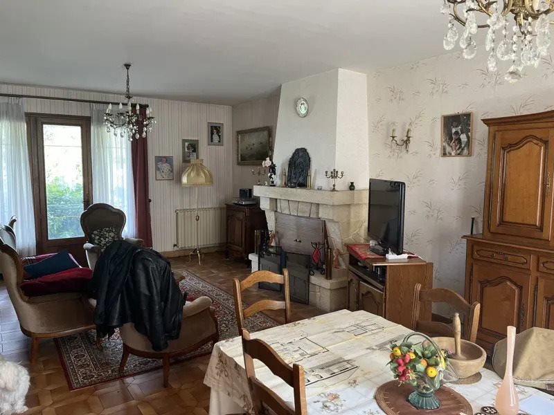 Maison à vendre, 181m², Montbron