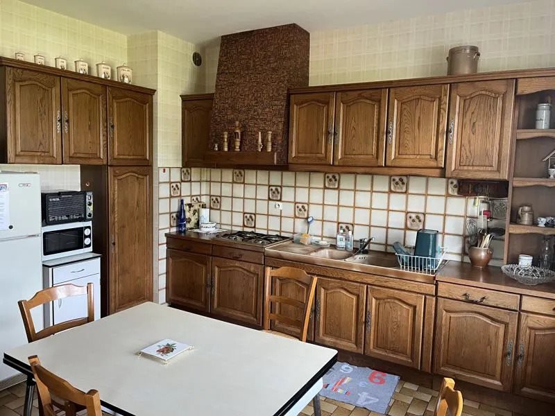 Maison à vendre, 181m², Montbron