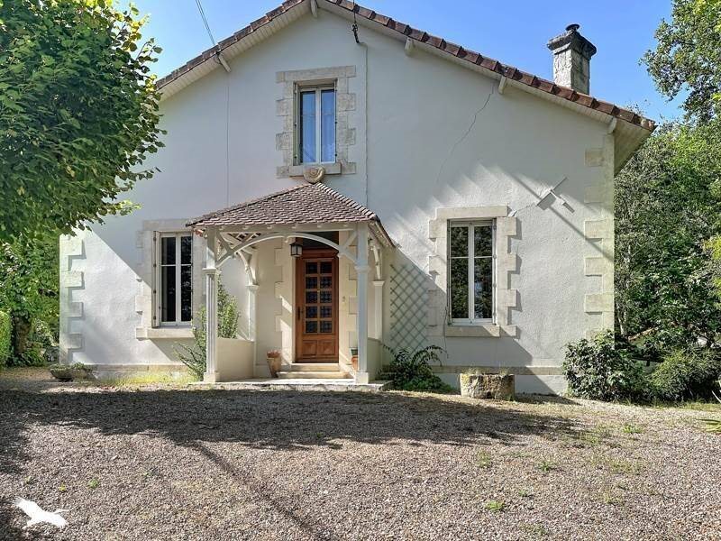 Maison à vendre, 113m², Chazelles
