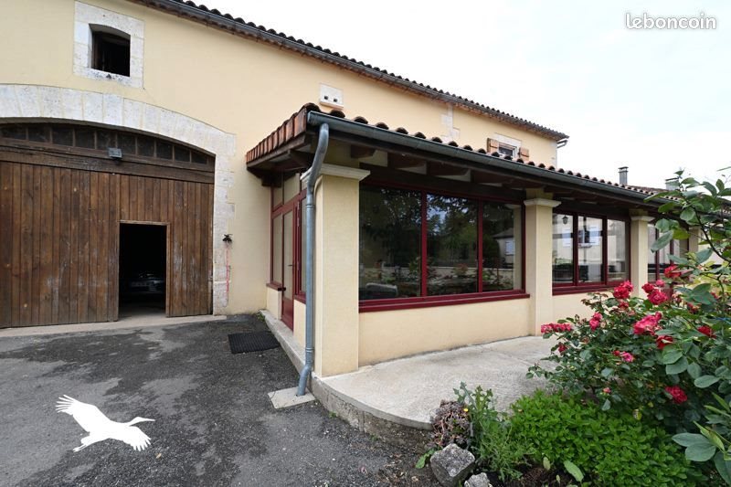 Maison à vendre, 206m², Montbron